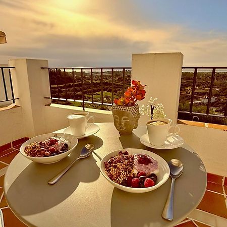 Отель Calm Escape Сан-Педро-де-Алькантара Экстерьер фото
